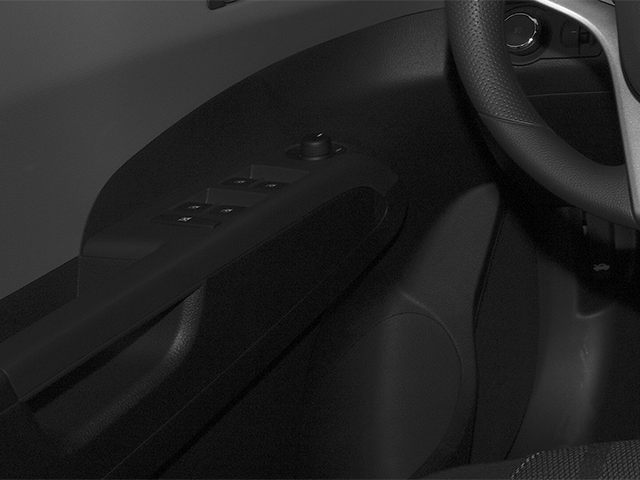 2013 Chevrolet Sonic LS