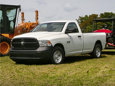 2022 RAM 1500 Classic Tradesman Crew Cab 4x4 5'7" Box