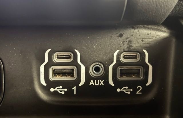 2022 RAM 1500 Big Horn Crew Cab 4x4 5'7" Box