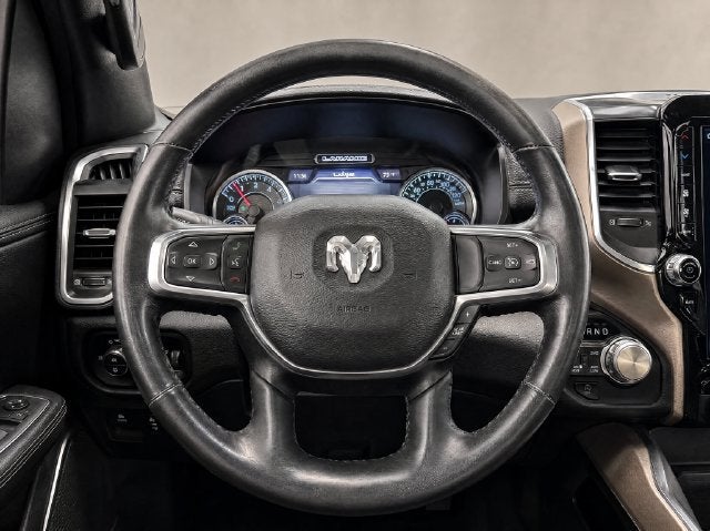 2019 RAM 1500 Laramie Crew Cab 4x4 5'7" Box