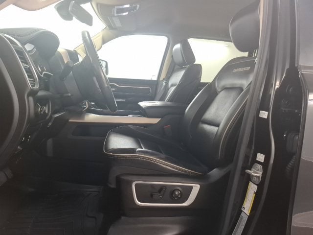 2019 RAM 1500 Laramie Crew Cab 4x4 5'7" Box
