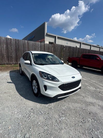 2020 Ford Escape SE