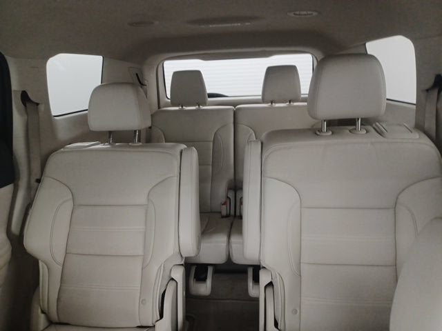2023 GMC Acadia Denali — photo 36