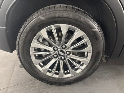 2025 Cadillac XT4 Premium Luxury