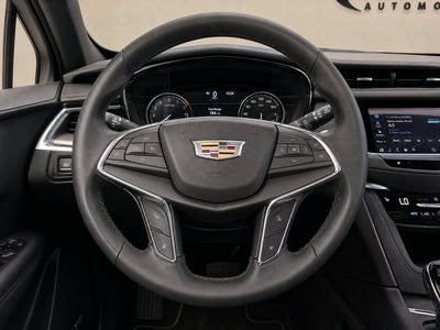 2026 Cadillac XT5 Luxury