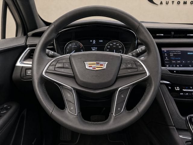 2026 Cadillac XT5 Luxury