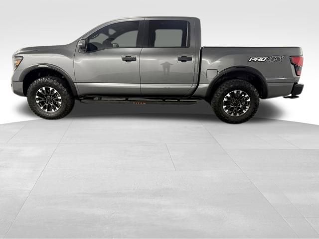 2021 Nissan TITAN Crew Cab PRO-4X 4x4