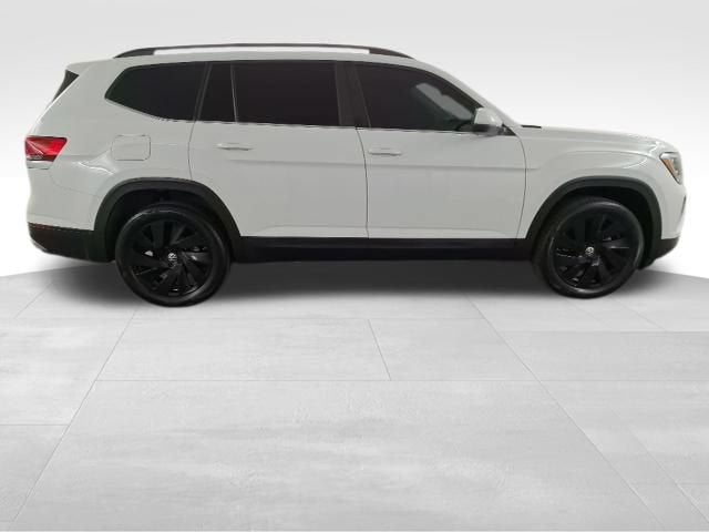 2024 Volkswagen Atlas 2.0T SE w/Technology — photo 8