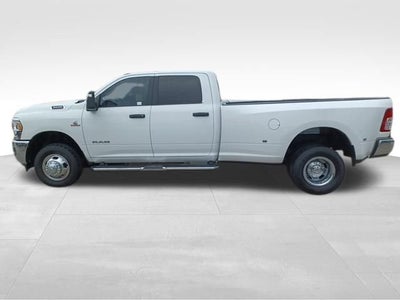 2024 RAM 3500 Big Horn Crew Cab 4x4 8' Box