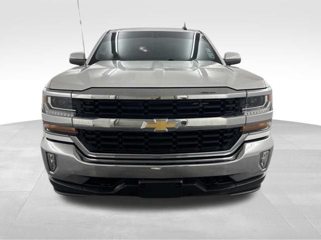 2018 Chevrolet Silverado 1500 LT — photo 2