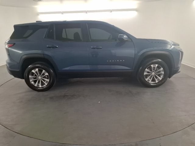 2026 Chevrolet Equinox LT — photo 8