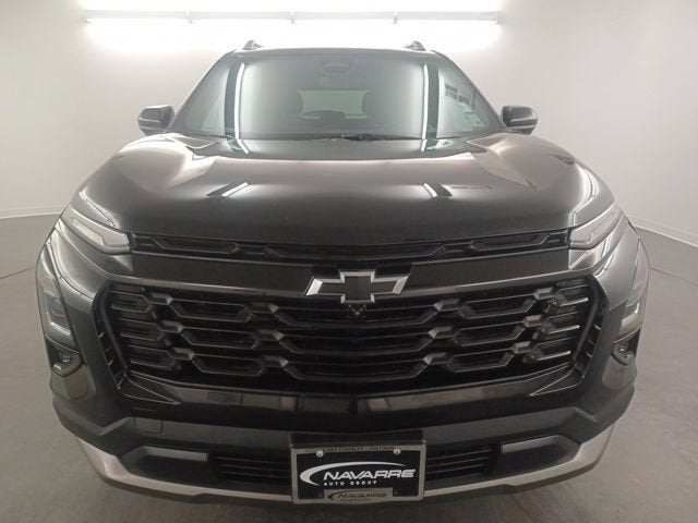 2025 Chevrolet Equinox LT — photo 2