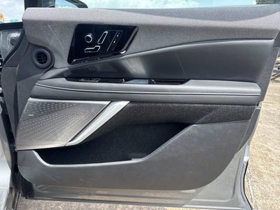 2025 Cadillac OPTIQ Luxury 1