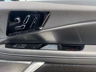 2025 Cadillac OPTIQ Luxury 1