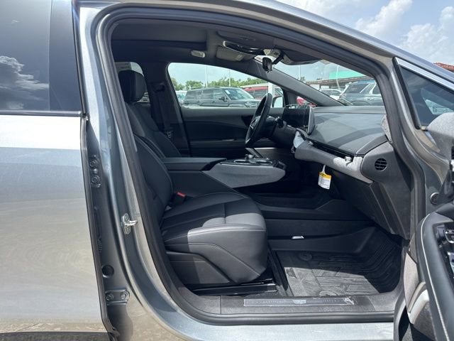 2025 Cadillac OPTIQ Luxury 1