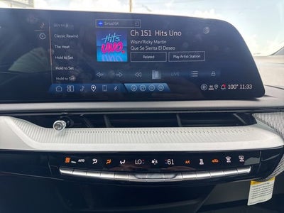 2025 Cadillac OPTIQ Luxury 1