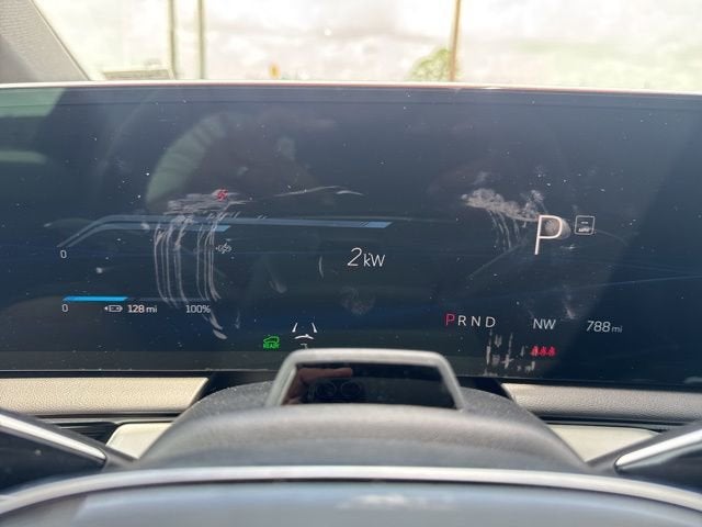 2025 Cadillac OPTIQ Luxury 1