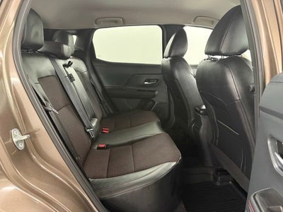 2025 Nissan Kicks SR FWD