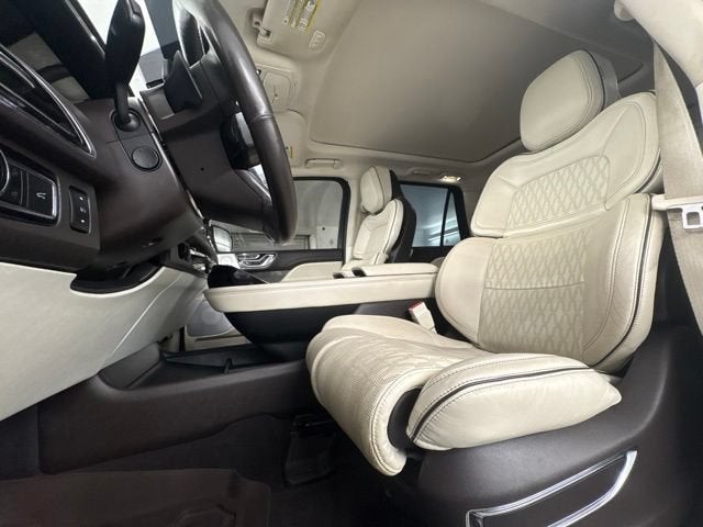 2020 Lincoln Navigator Black Label