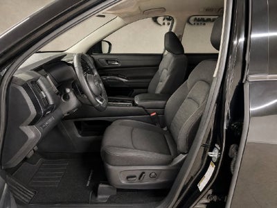 2024 Nissan Pathfinder SV FWD