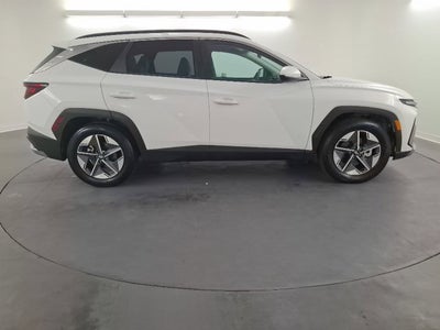 2025 Hyundai TUCSON Base