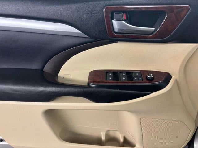 2016 Toyota Highlander XLE V6