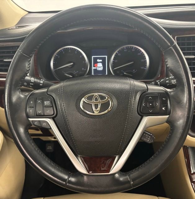 2016 Toyota Highlander XLE V6