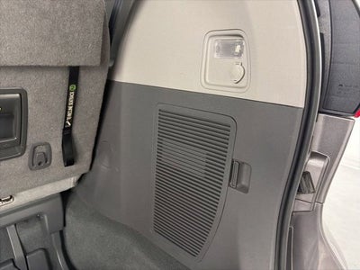 2020 Toyota Sienna XLE Auto Access Seat
