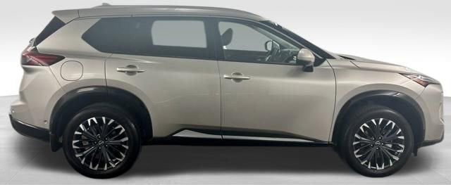 2024 Nissan Rogue Platinum FWD