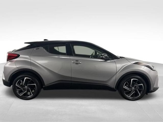 2020 Toyota C-HR LE — photo 8